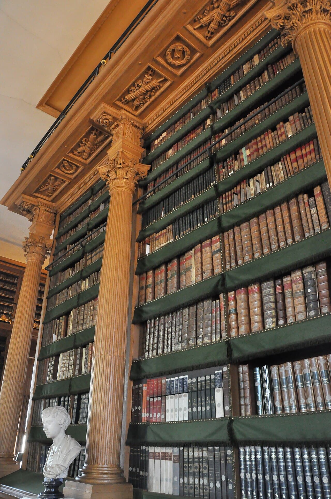 Bookshelf